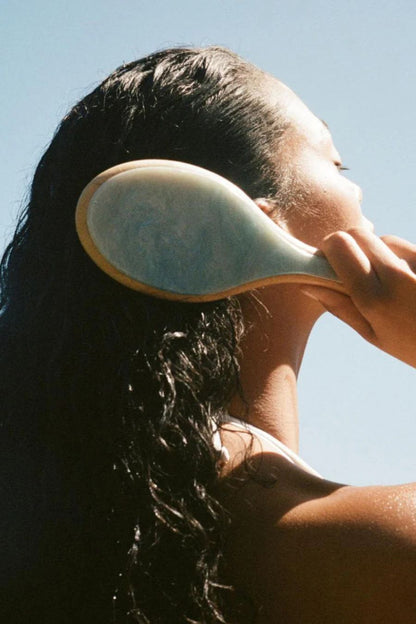 Flat Brush in Blue Sugar