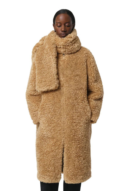 Kai Bouclette Scarf in Camel