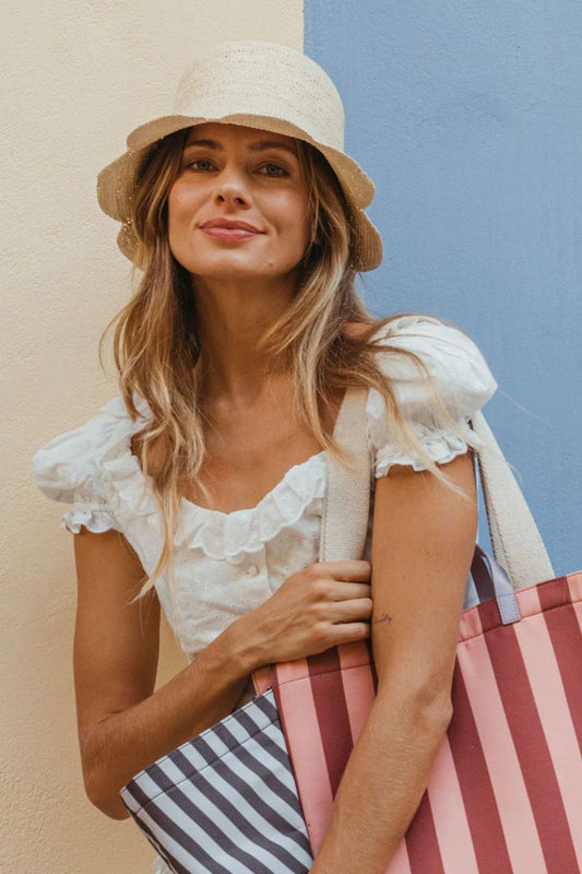 Small/Medium Scallop Crochet Bucket in Natural