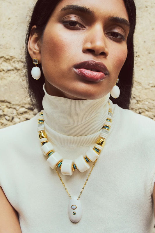 La Paz Pendant Necklace