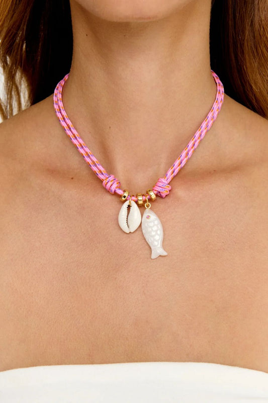 Ollie Necklace in Pink