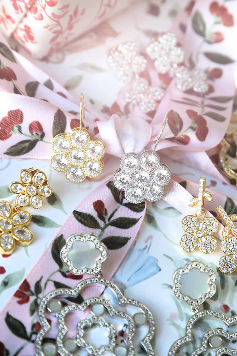 Paris Drop in Yellow Gold