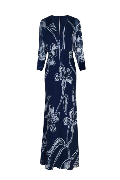 Gestos in Navy Lilies