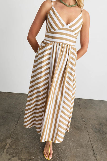 Vivien Dress in Optic White/Dark Khaki