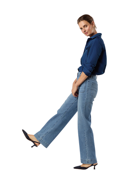 Coco Patch Pocket Jean in 7-Year Indigo Stretch Denim