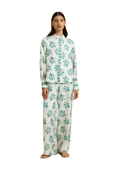 Nyra Shirt in Emerald Blossom