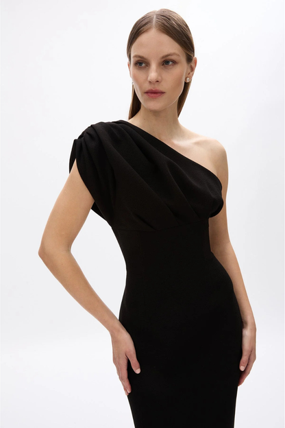 Winnie Gown in Black