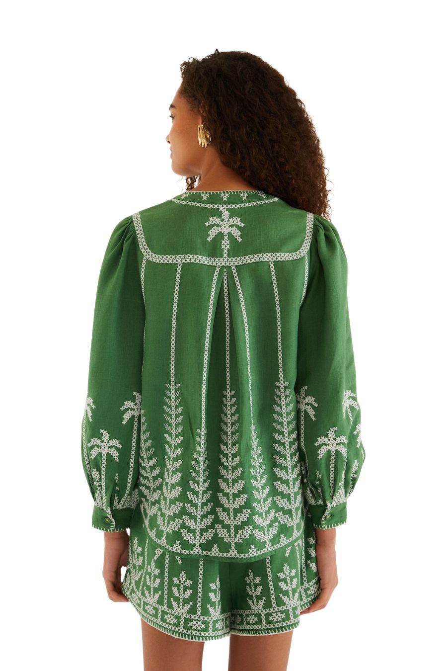 Bicolor Embroidery Shorts in Green