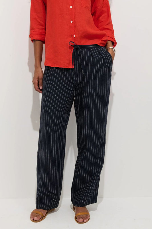 Hudson Pinstripe Pant in Navy/Ivory