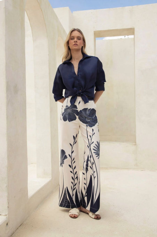 Ama y Haz Pant in Blue Floral Border
