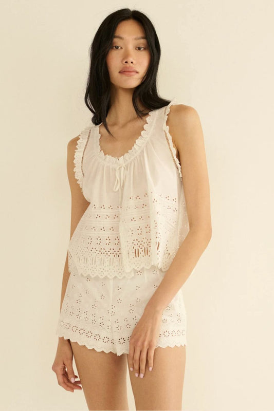 Arda Short in Salt