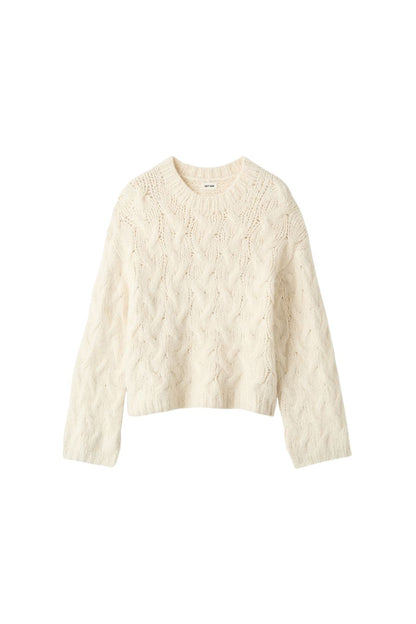 Chunky Cable Knit in Feather White