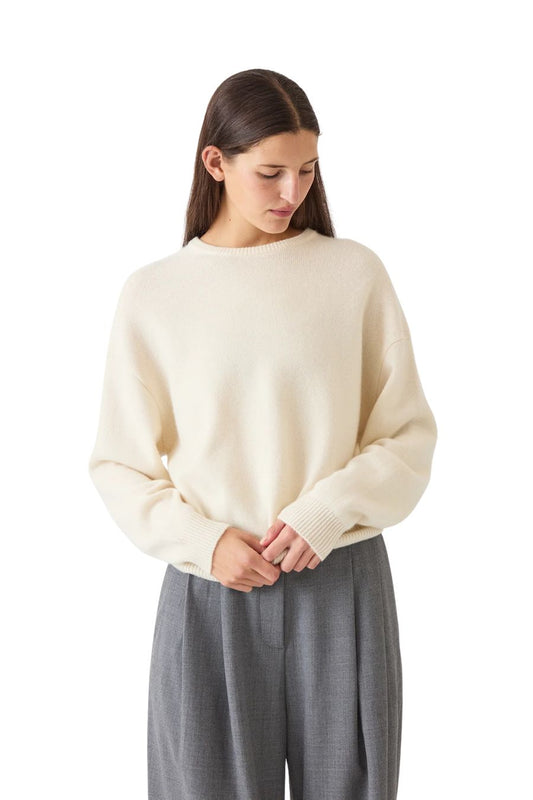 Artemis Cashmere Sweater in Ivory