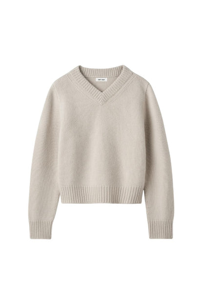 Chunky V-Neck in Chalk