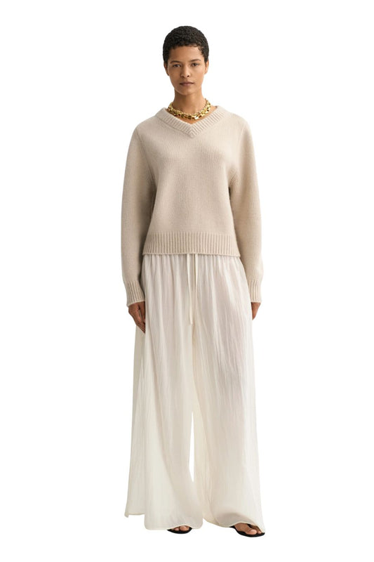 Chunky V-Neck in Chalk