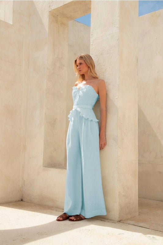 De Tres Top in Baby Blue