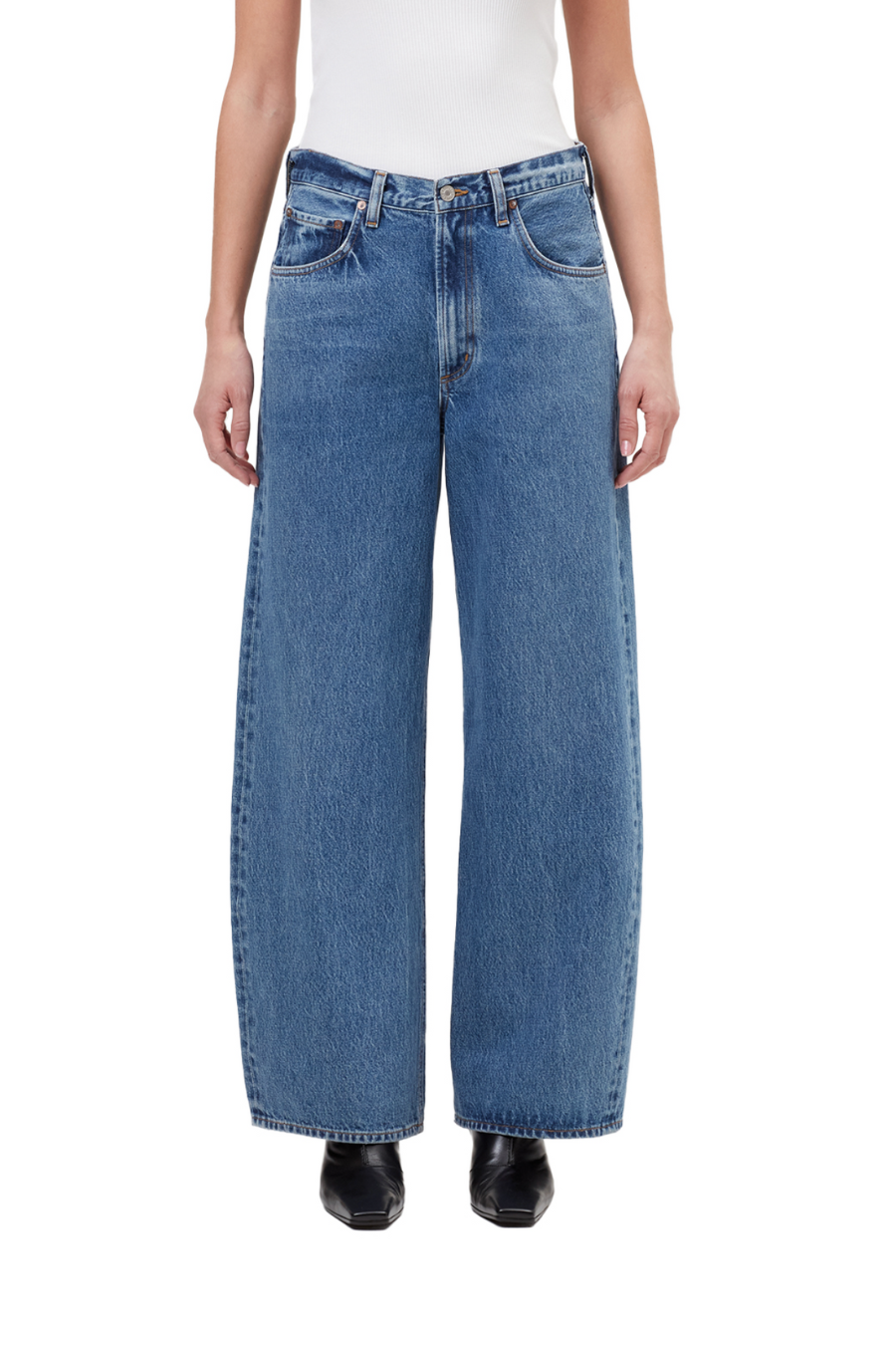 Low Curve Jean in Myth