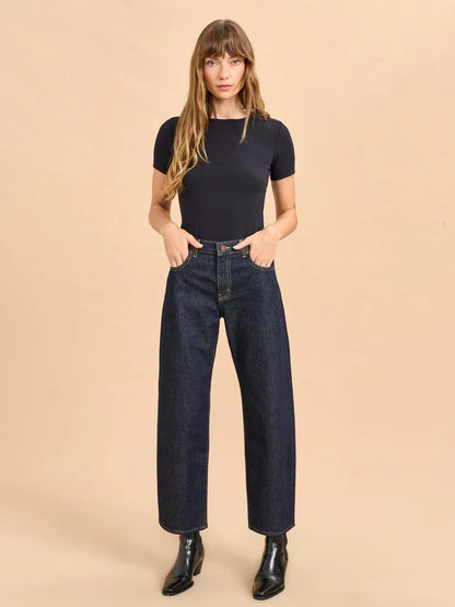Marilyn Mid-Rise Barrel Jean in Colin
