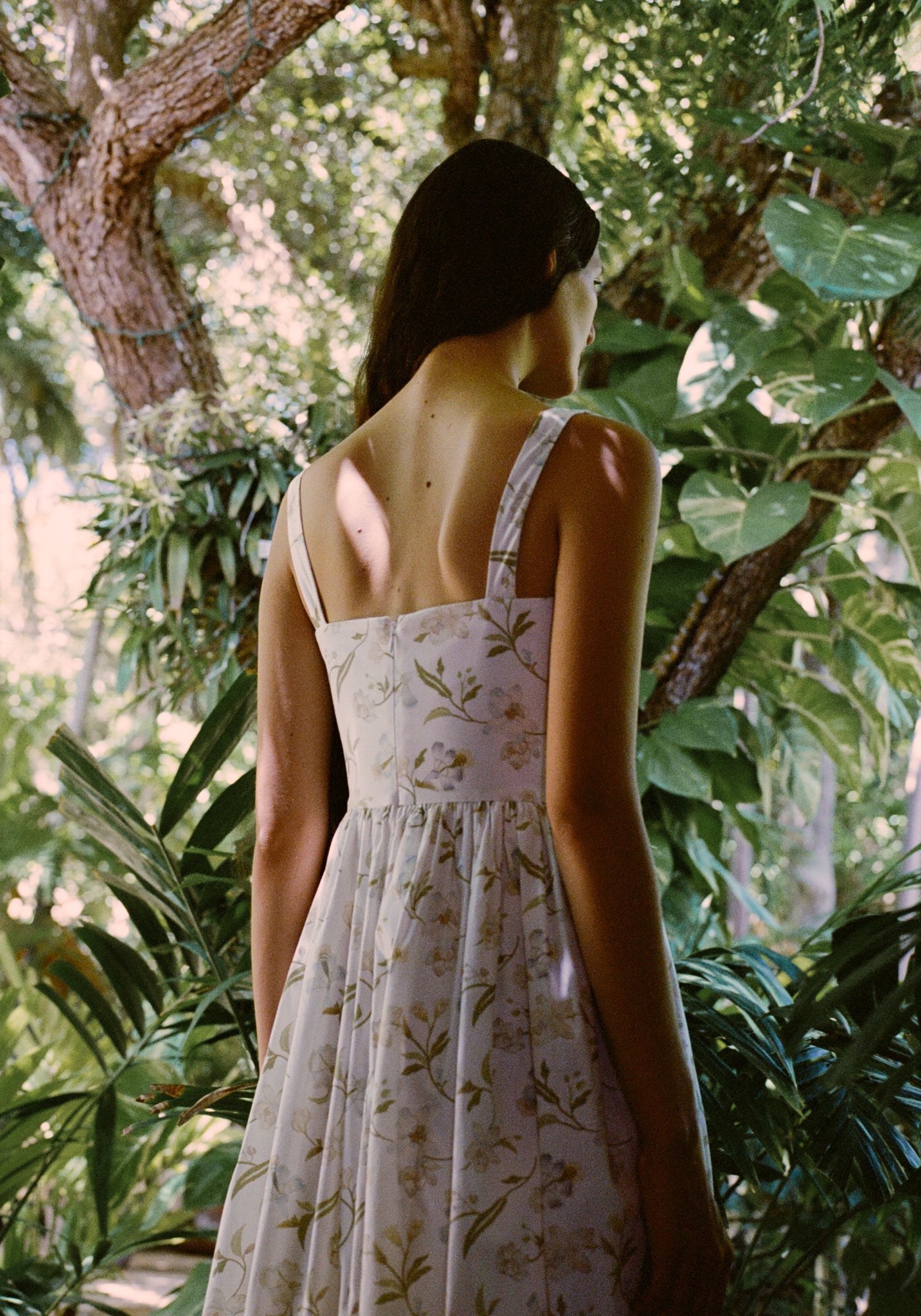 Scoop Neck Dress in White Hibiscus