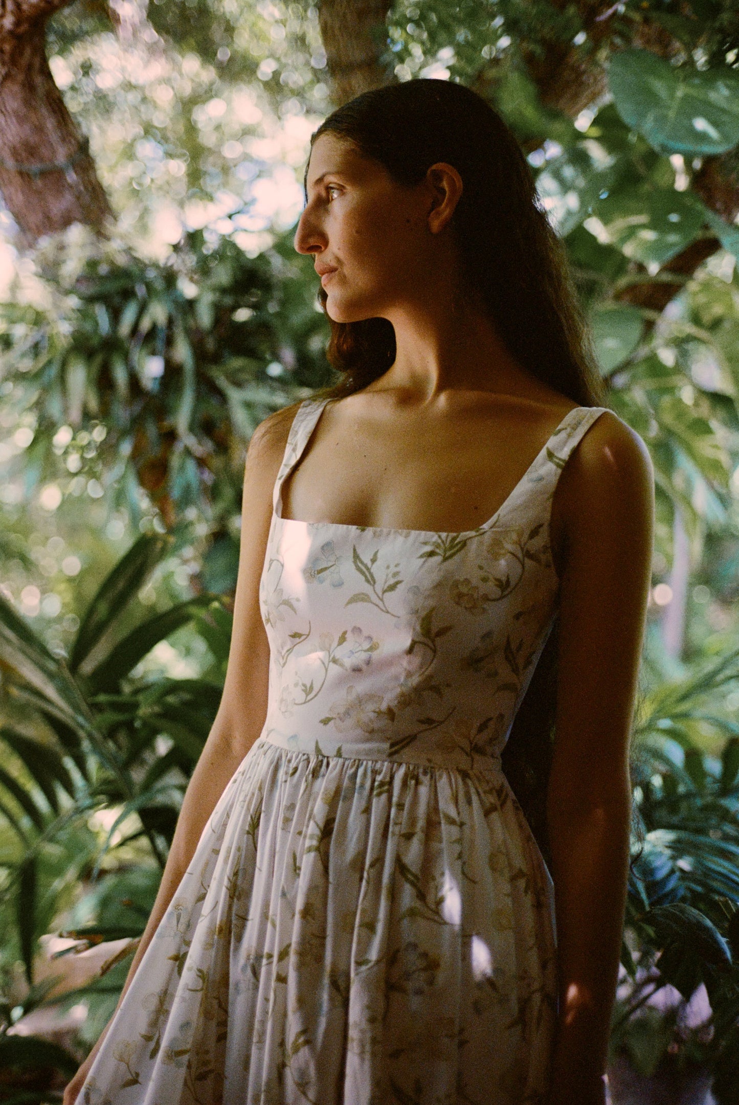 Scoop Neck Dress in White Hibiscus