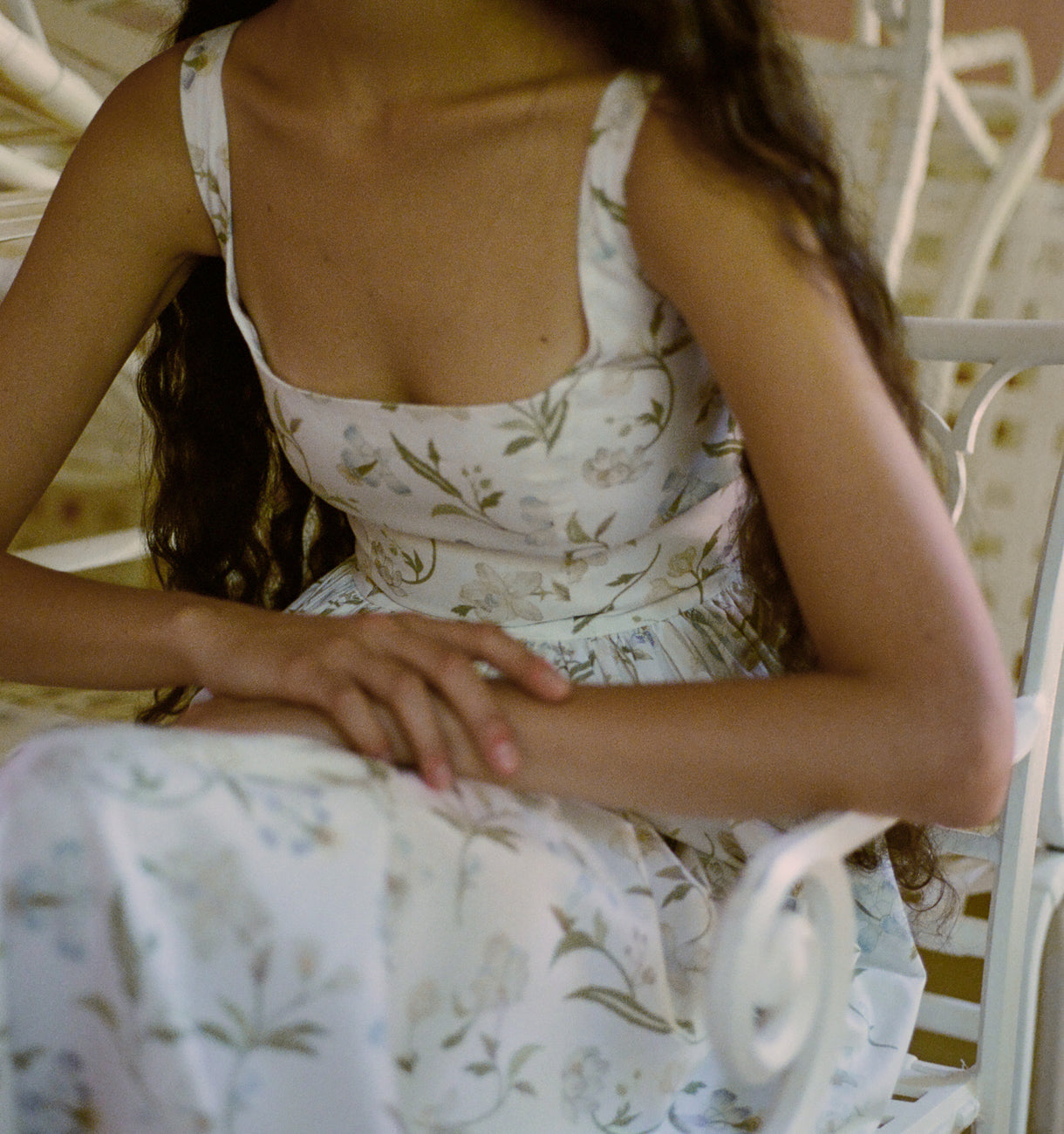 Scoop Neck Dress in White Hibiscus