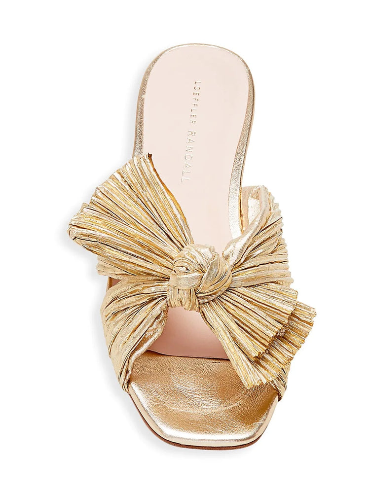
            
                Load image into Gallery viewer, Daphne Gold Knot Pleated Sandal
            
        