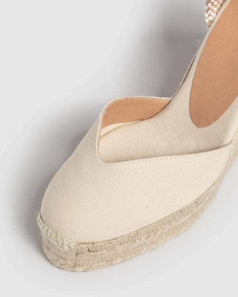 Chiara Wedges in Ivory