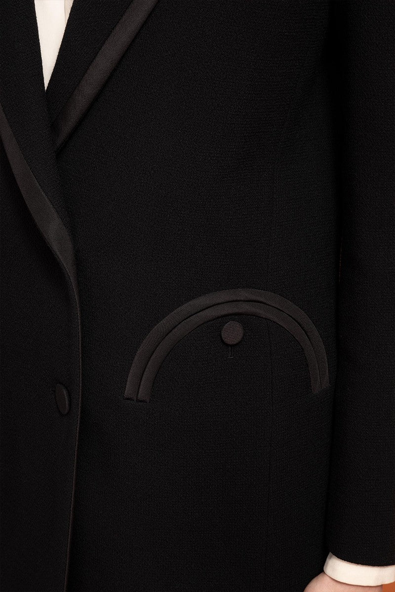 Resolute Everyday Blazer in Black